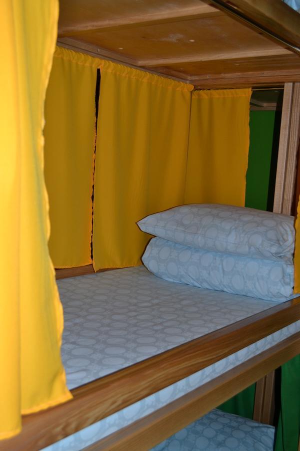 Hostel Ok Hotel Kiev Buitenkant foto
