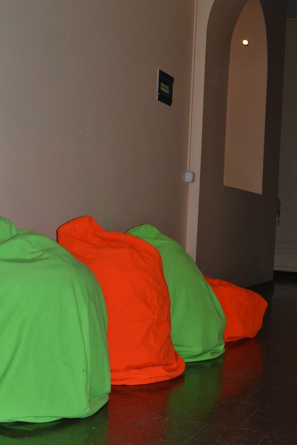 Hostel Ok Hotel Kiev Buitenkant foto