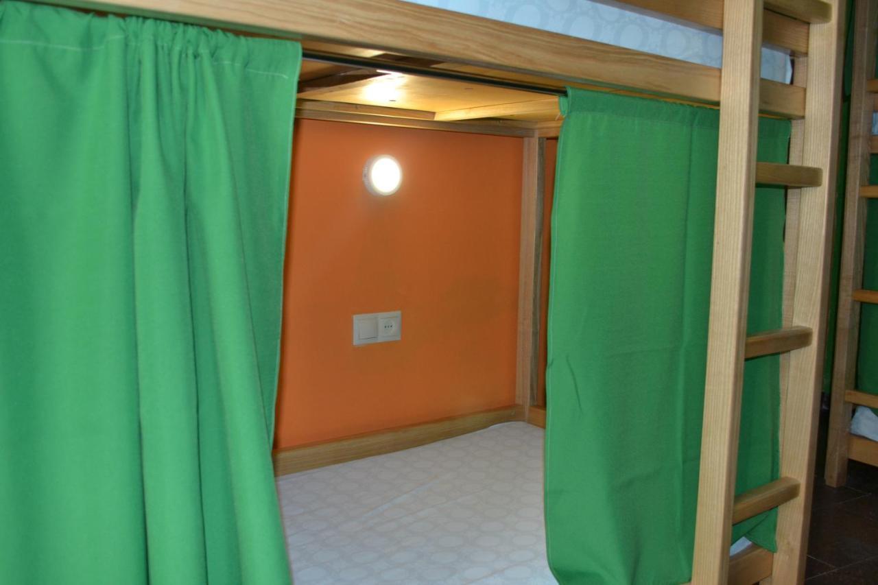 Hostel Ok Hotel Kiev Buitenkant foto